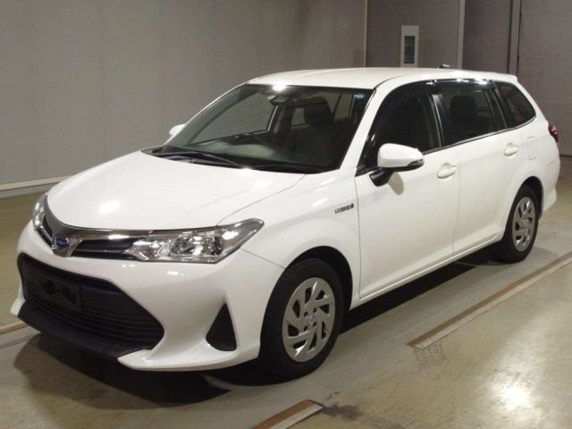 50134 Toyota Corolla fielder NKE165G 2018 г. (TAA Hyogo)